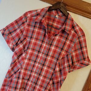Classic Red Plaid Women's Casual Button Down Shirt
